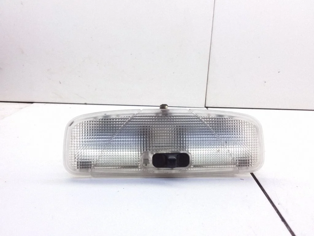 Esiistmete valgustustuli – Ford Focus (1998-2004)