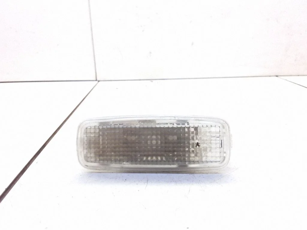 Esiistmete valgustustuli – Audi A6 Allroad C5 (1999-2005)