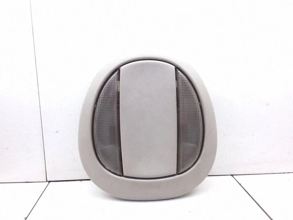 Front seat light – Chrysler Voyager (1996-2001)