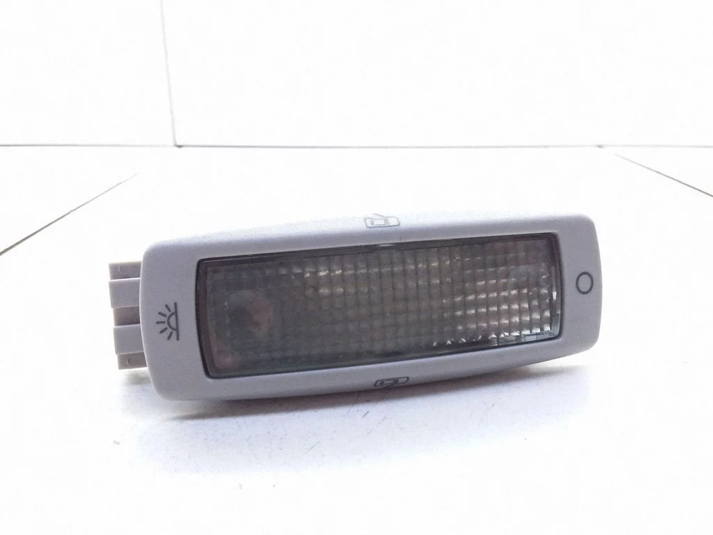 Front seat light 3B0947291