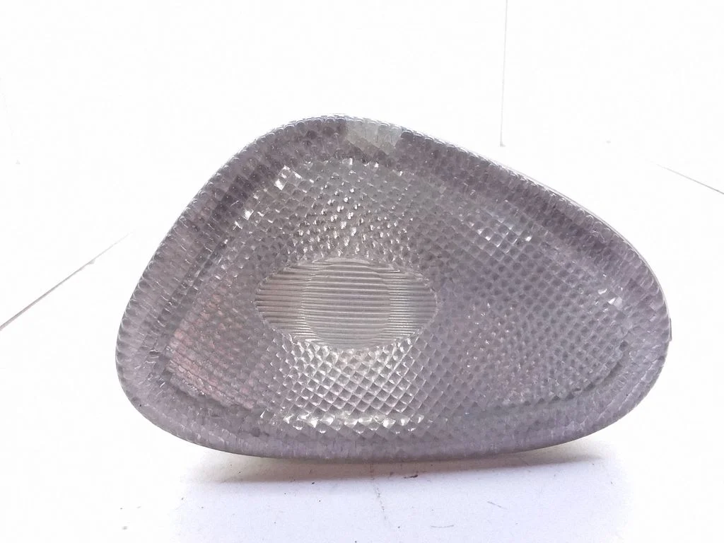 Front seat light – Chrysler Town & Country III (1996-2000)