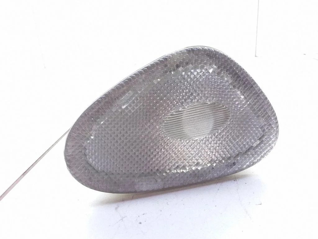 Front seat light – Chrysler Town & Country III (1996-2000)