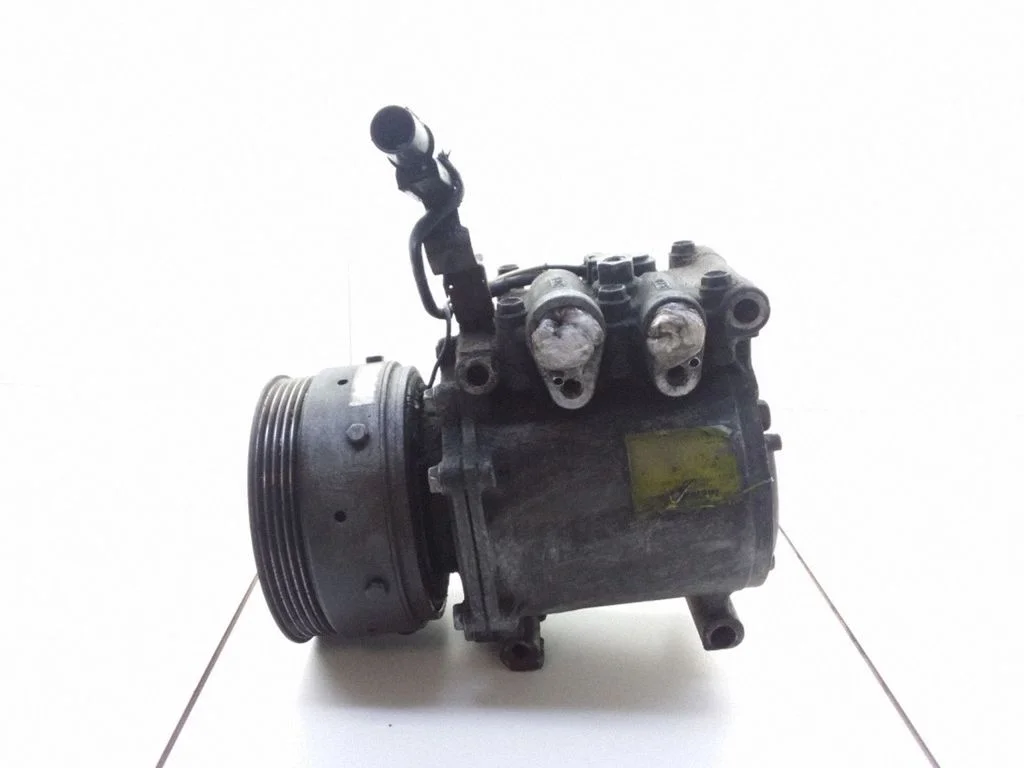 Air conditioning (A/C) compressor (pump) – Volvo S40, V40 (1995-2004)