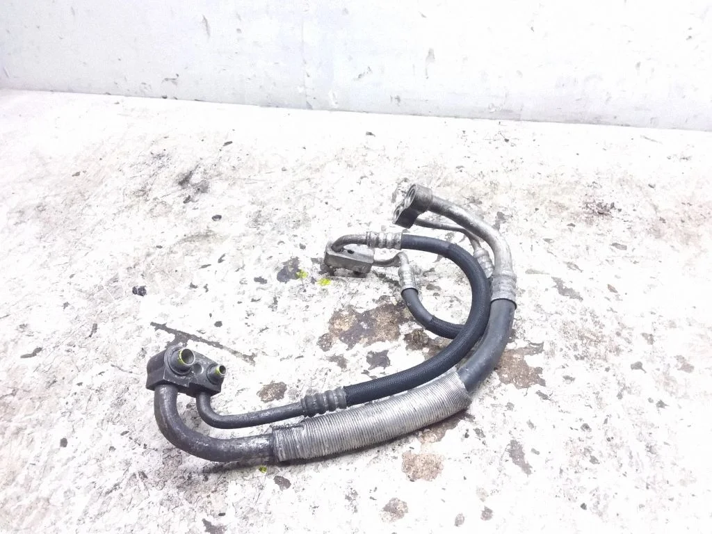 Gaisa kondicioniera caurule (-es)/šļūtene (-es) – Opel Meriva A (2003-2010)