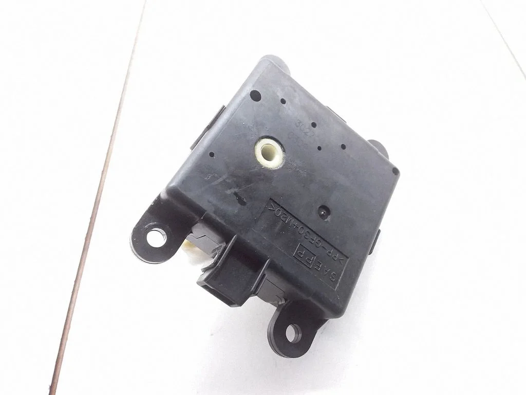 Air flap motor/actuator – Nissan Primera (2002-2007)