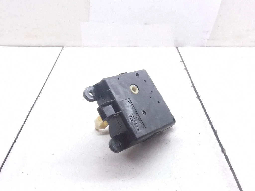 Air flap motor/actuator – Nissan Almera N16 (2000-2010)