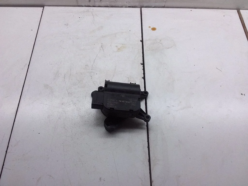 Air flap motor/actuator – Skoda Octavia Mk2 (1Z) (2004-2013)