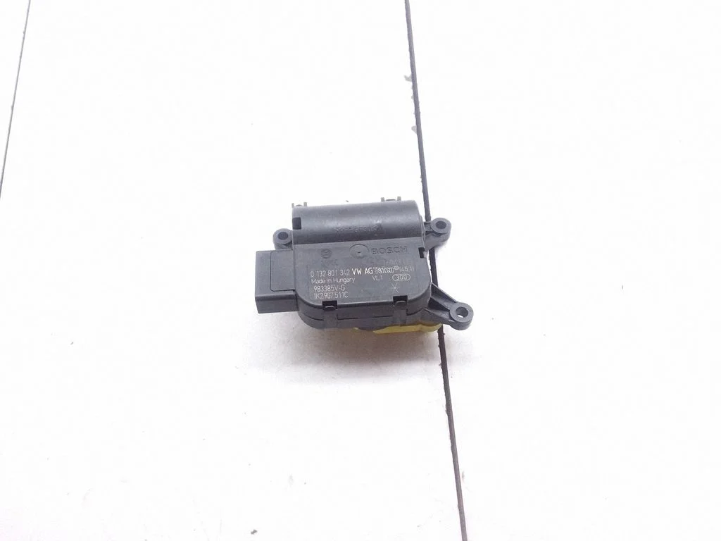 Air flap motor/actuator – Skoda Octavia Mk2 (1Z) (2004-2013)