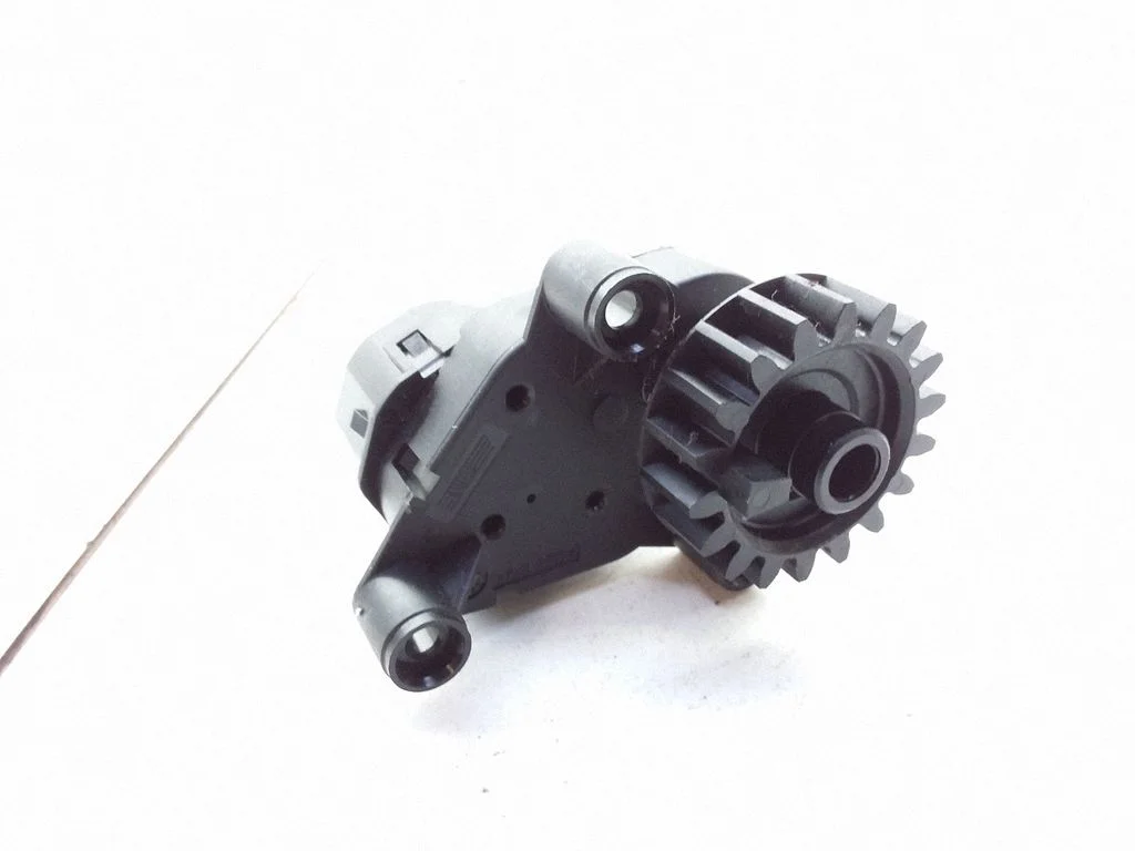 Gaisa aizvara motoriņš/aktuators 7M4907511A