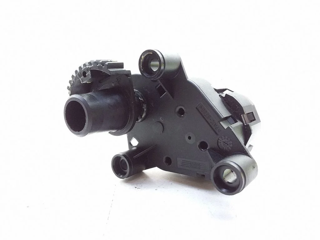 Gaisa aizvara motoriņš/aktuators 7M4907511C