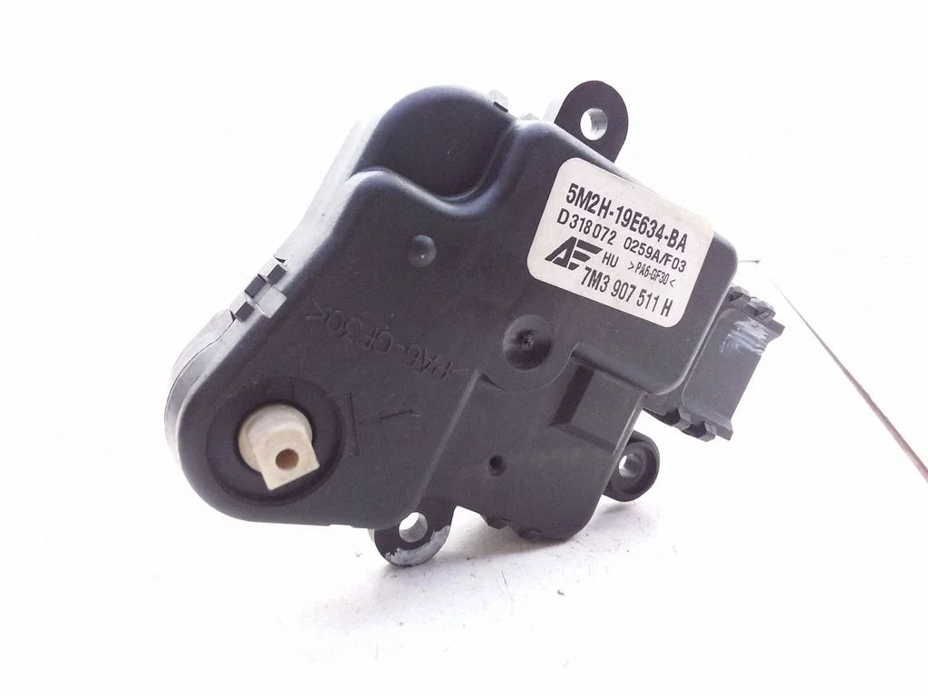 Gaisa aizvara motoriņš/aktuators 7M3907511H