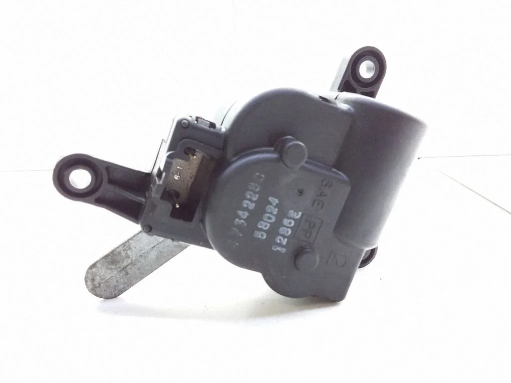 Gaisa aizvara motoriņš/aktuators 4734225C