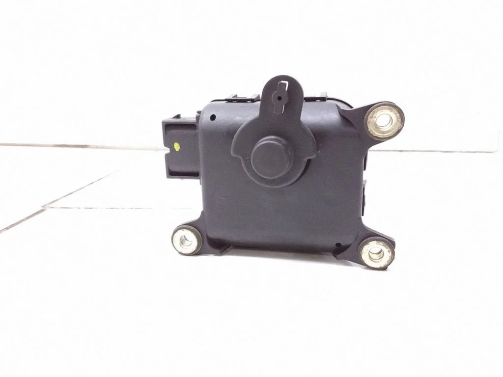 Gaisa aizvara motoriņš/aktuators 1J2907511B