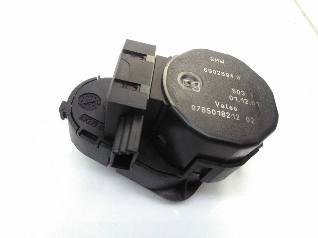 Gaisa aizvara motoriņš/aktuators 69026949