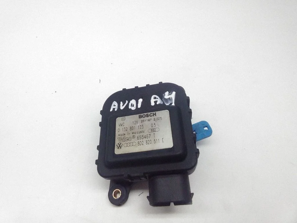 Air flap motor/actuator 8D2820511E