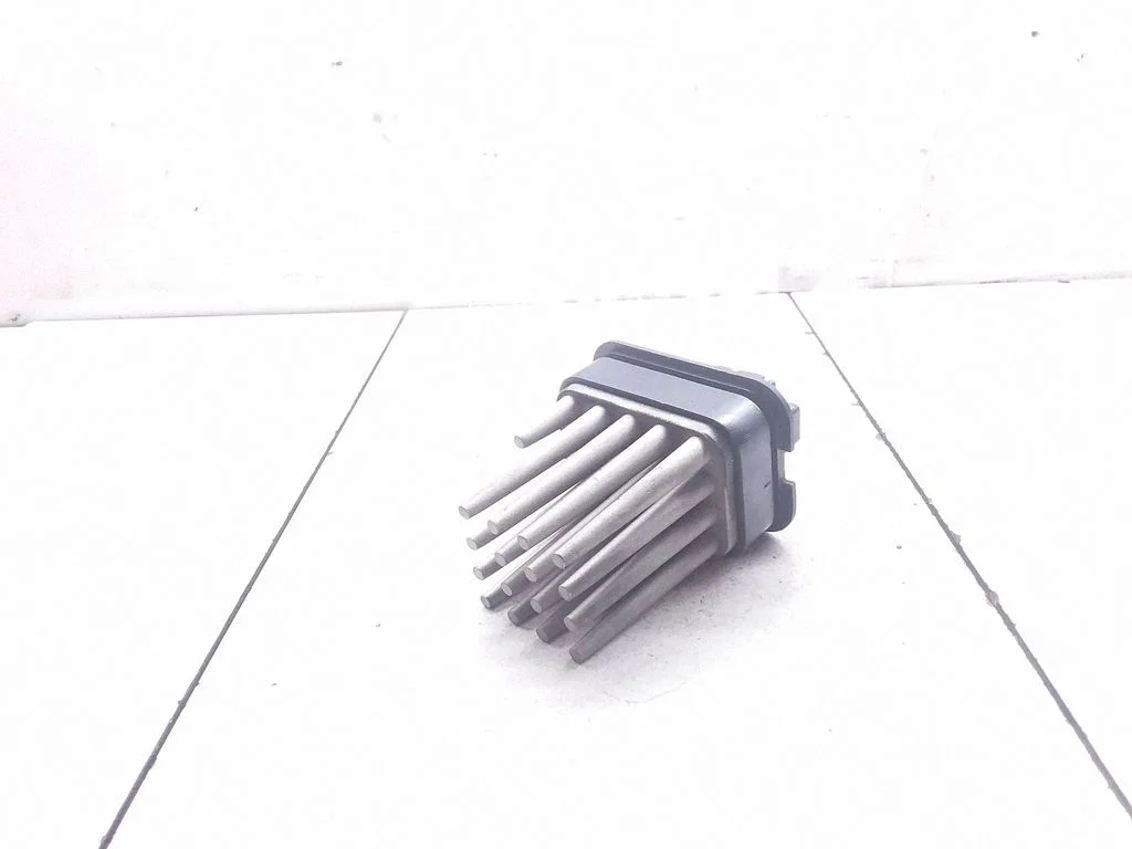 Heater blower motor/fan resistor – Opel Meriva A (2003-2010)