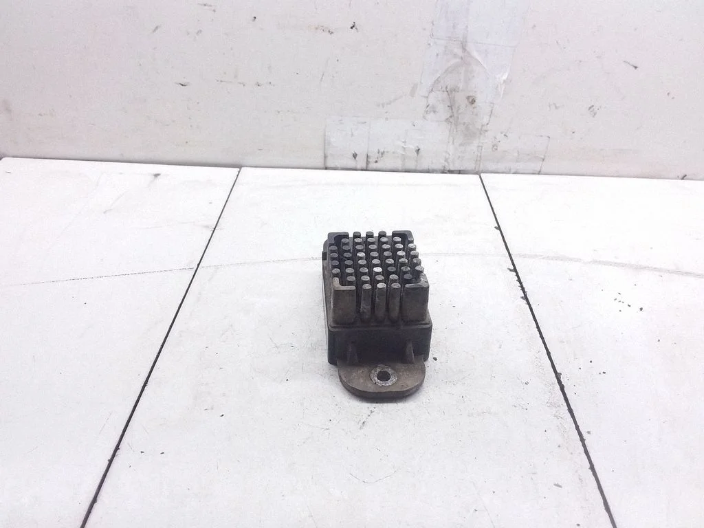 Heater blower motor/fan resistor – Chrysler Voyager (2004-2007)