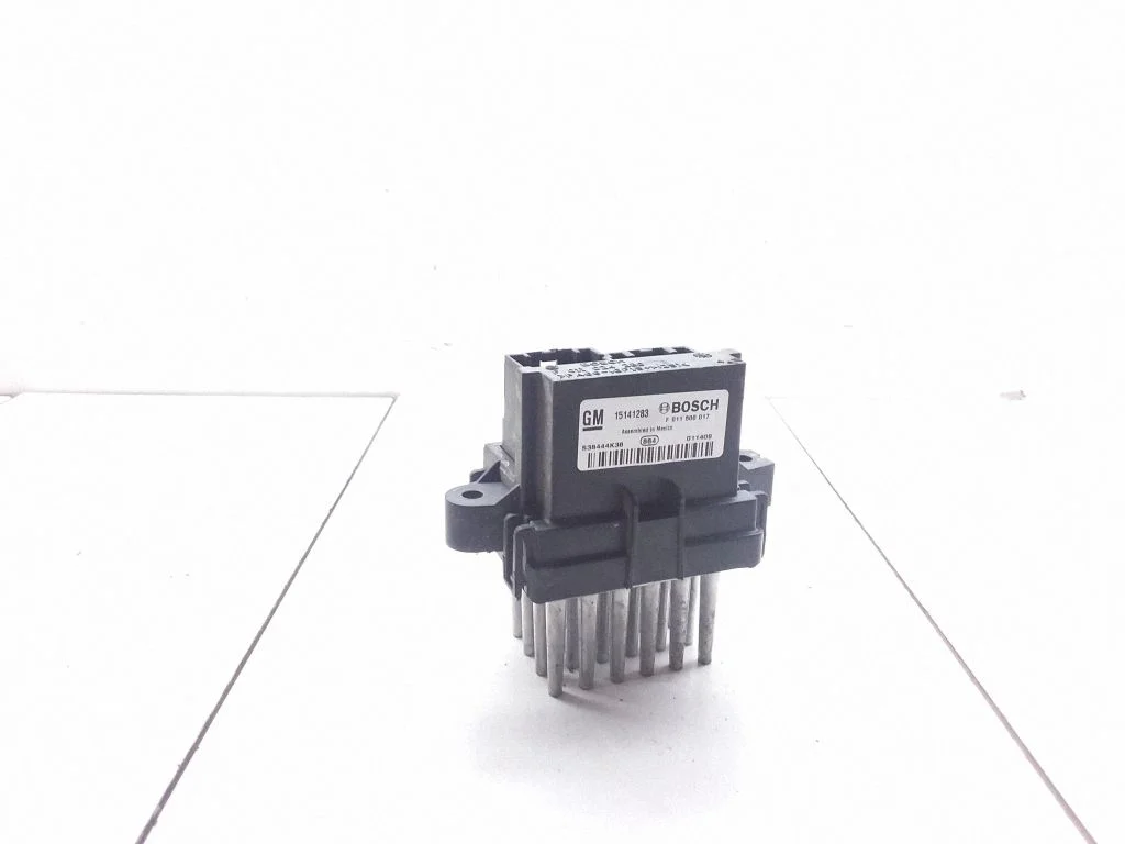 Krāsniņas ventilatora rezistors (reostats) – Opel Insignia A (2008-2017)