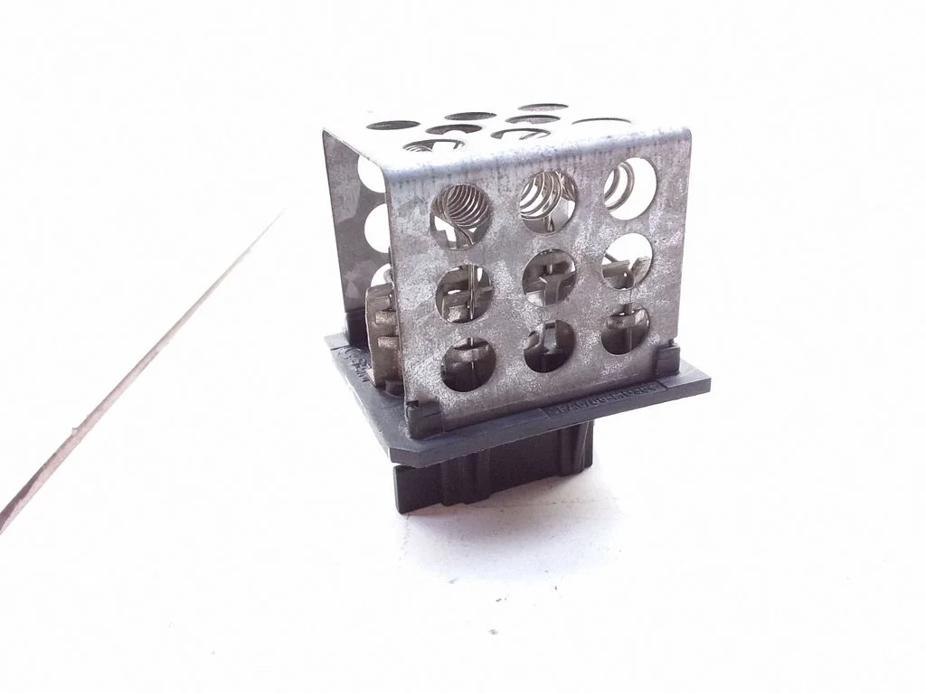 Krāsniņas ventilatora rezistors (reostats) 36057