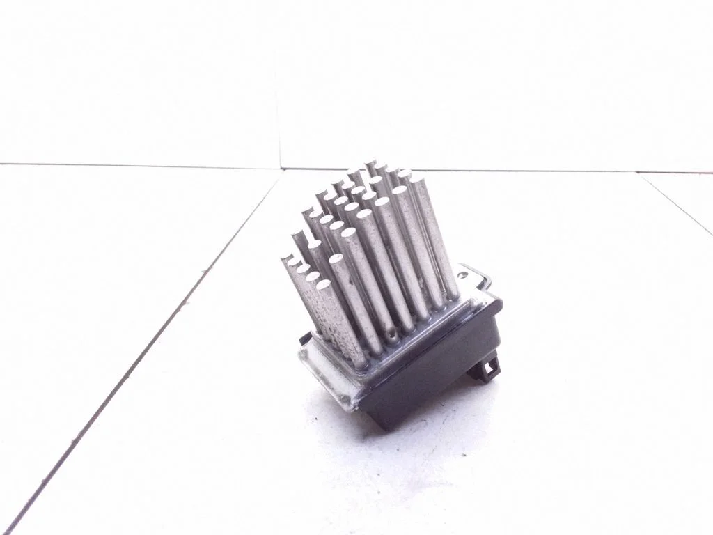 Heater blower motor/fan resistor 4B0820521