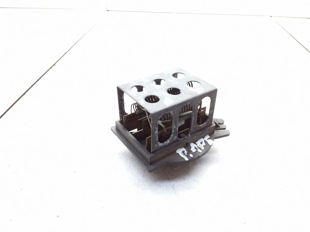 Heater blower motor/fan resistor – Citroen Berlingo (2003-2007)