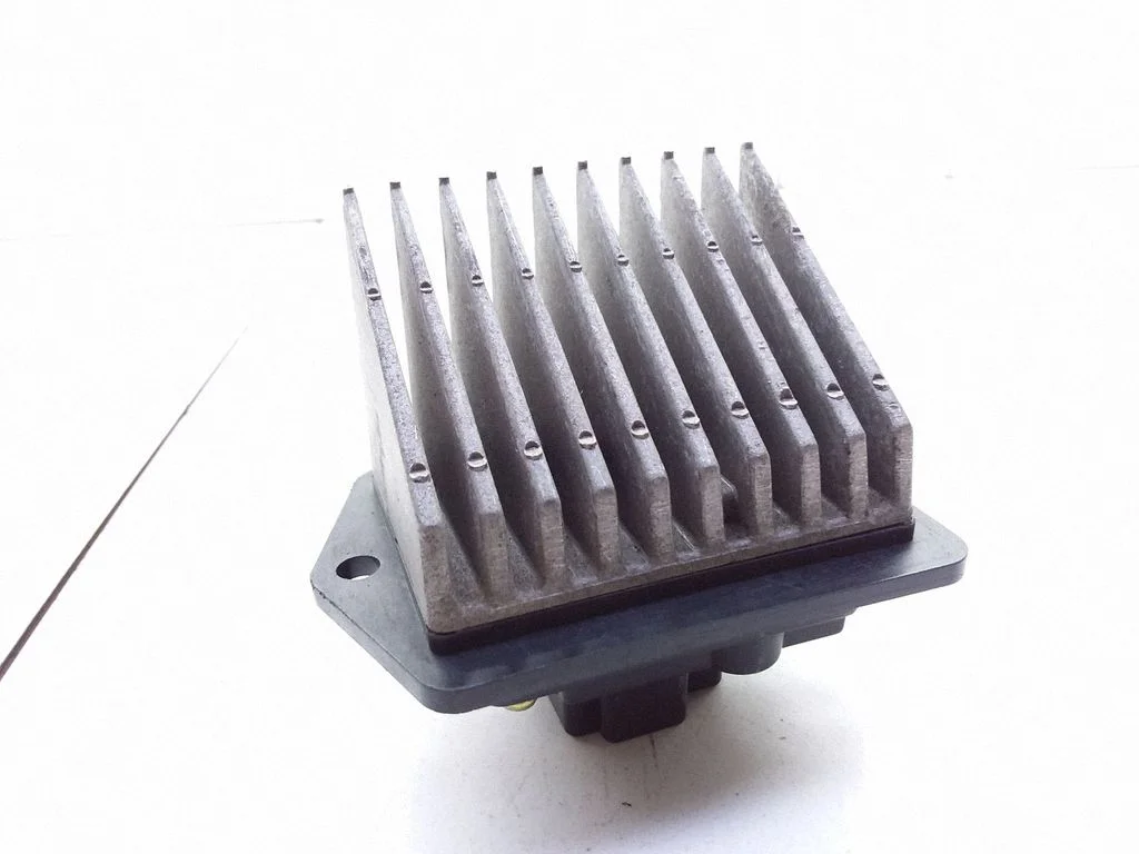 Krāsniņas ventilatora rezistors (reostats) KJ180GE4V