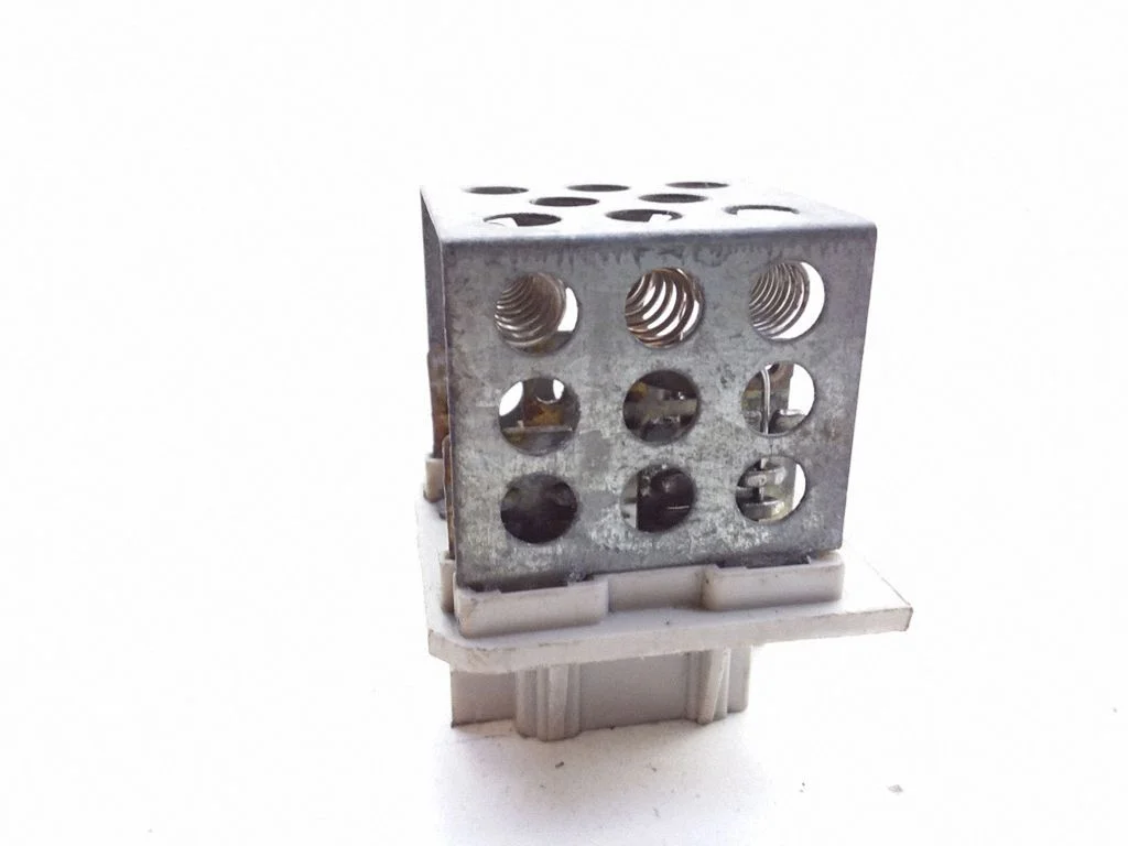 Krāsniņas ventilatora rezistors (reostats) C6546