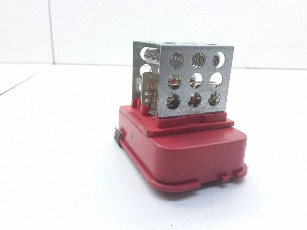 Heater blower motor/fan resistor 39090003