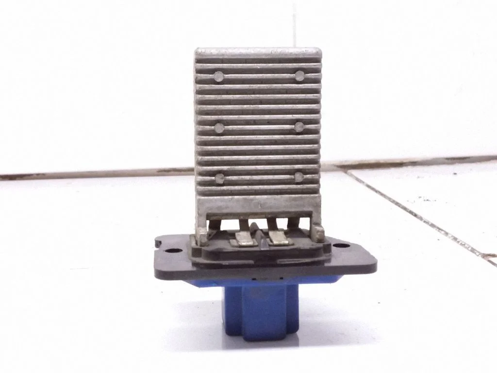 Heater blower motor/fan resistor