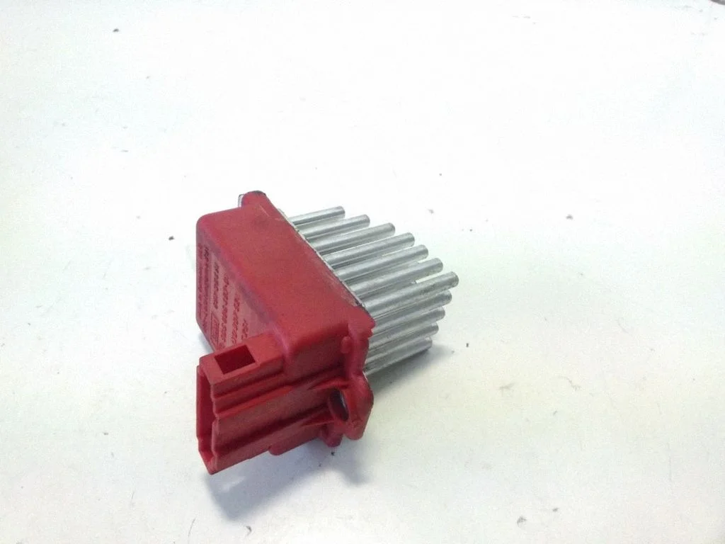 Heater blower motor/fan resistor 1J0907521