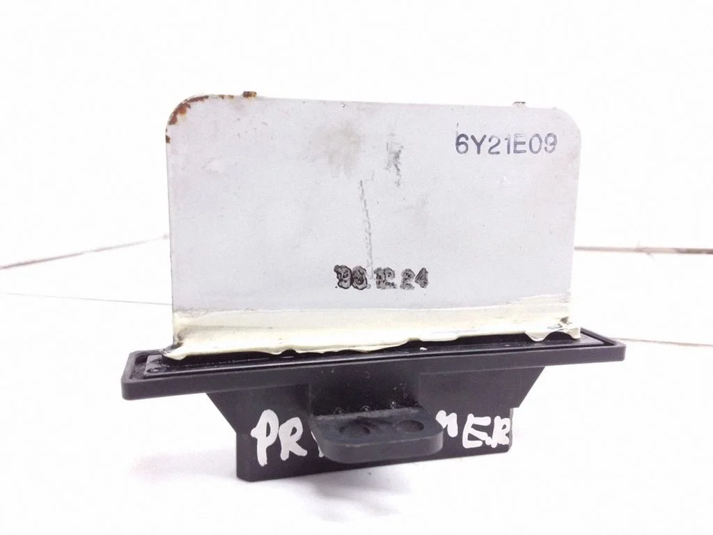 Heater blower motor/fan resistor 6Y21E09