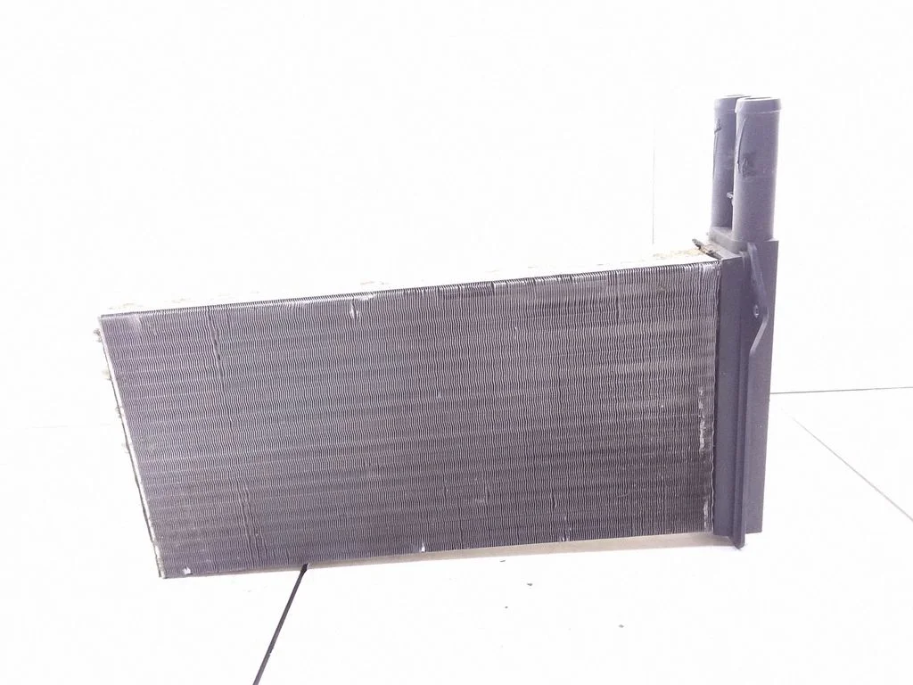 Krāsniņas radiators 91AG18B539AA