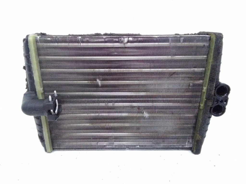 Salongi küttekeha radiaator