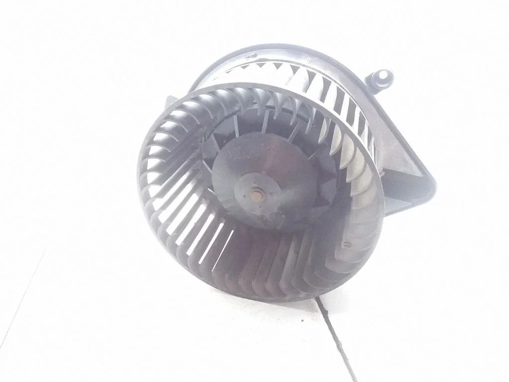 Salongipuhur 8E1820021A