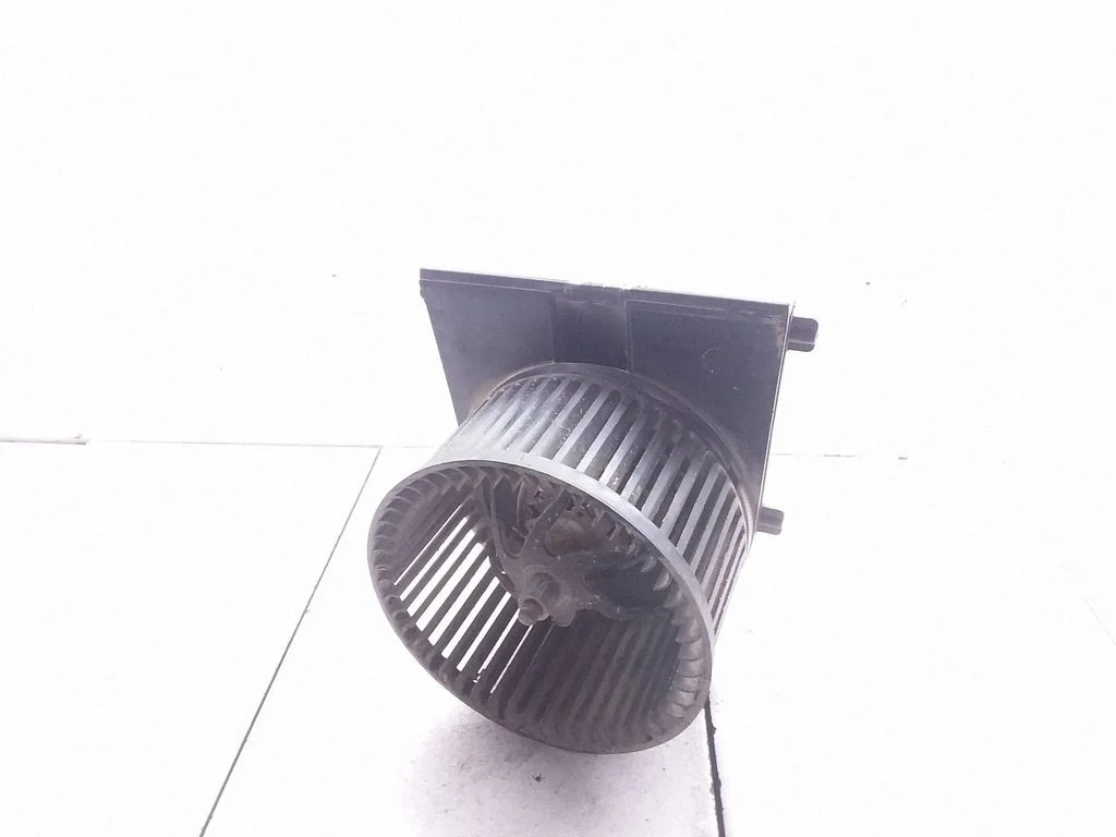 Krāsniņas ventilators/pūtējs – Skoda Octavia Mk1 (1U) (1996-2004)