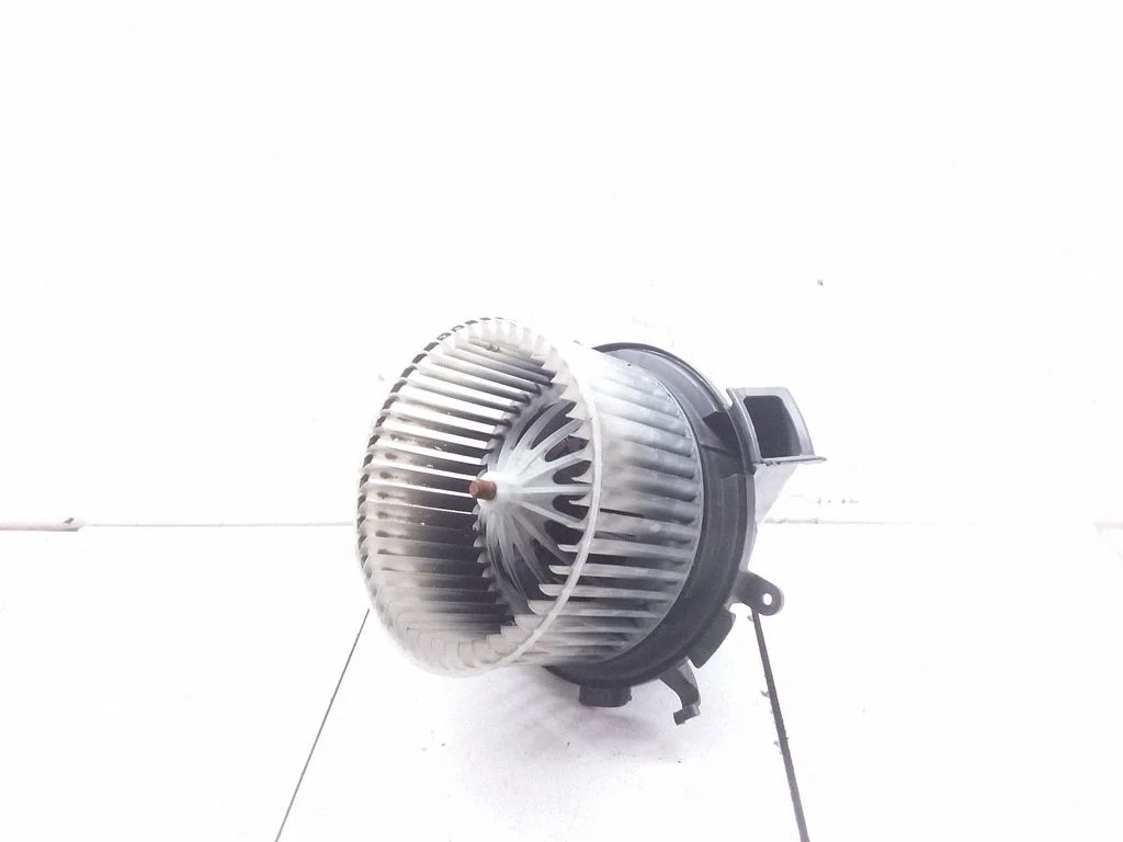 Salongipuhur – Volkswagen Crafter (2006-2016)
