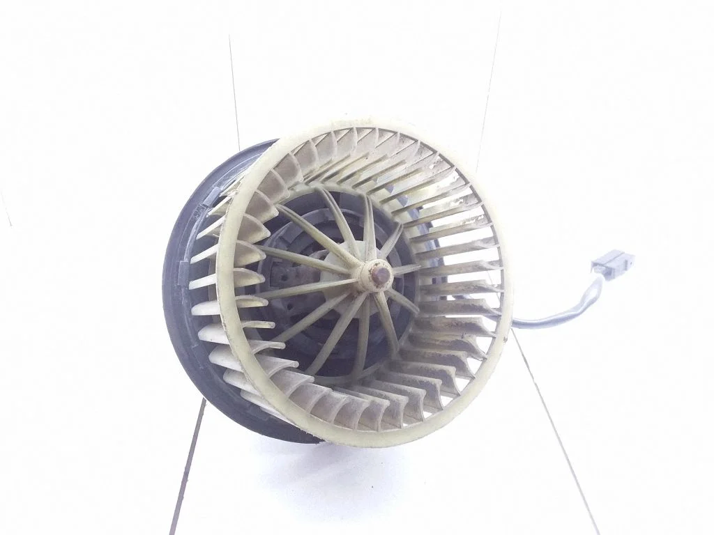 Krāsniņas ventilators/pūtējs – Volkswagen Transporter - Caravelle T4 (1991-2003)