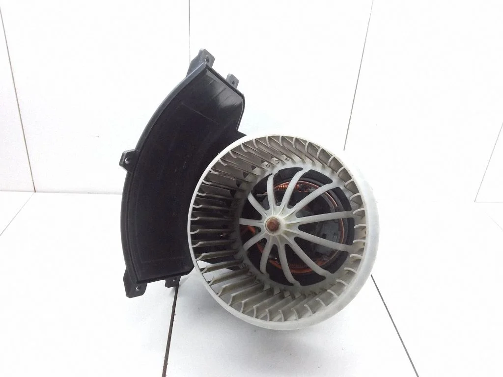 Heater fan/blower – Volkswagen Transporter - Caravelle T5 (2003-2015)