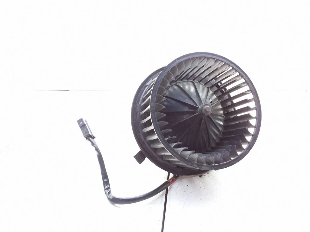 Krāsniņas ventilators/pūtējs – Volkswagen Passat B4 (1994-1996)