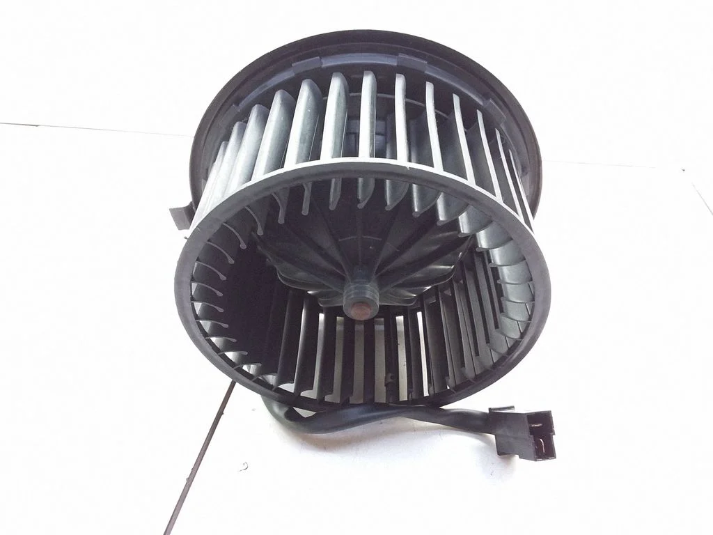 Heater fan/blower 357819021