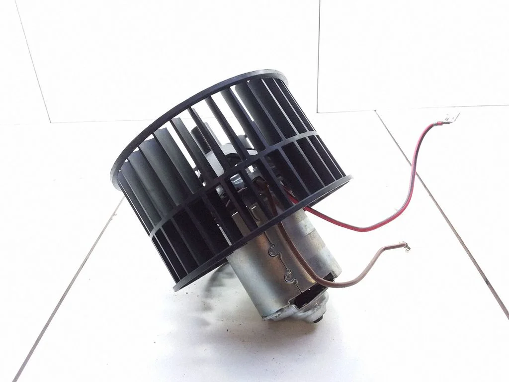 Krāsniņas ventilators/pūtējs TG26