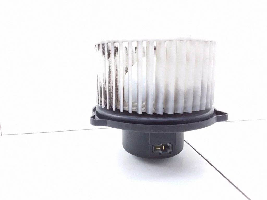 Heater fan/blower F00S330025