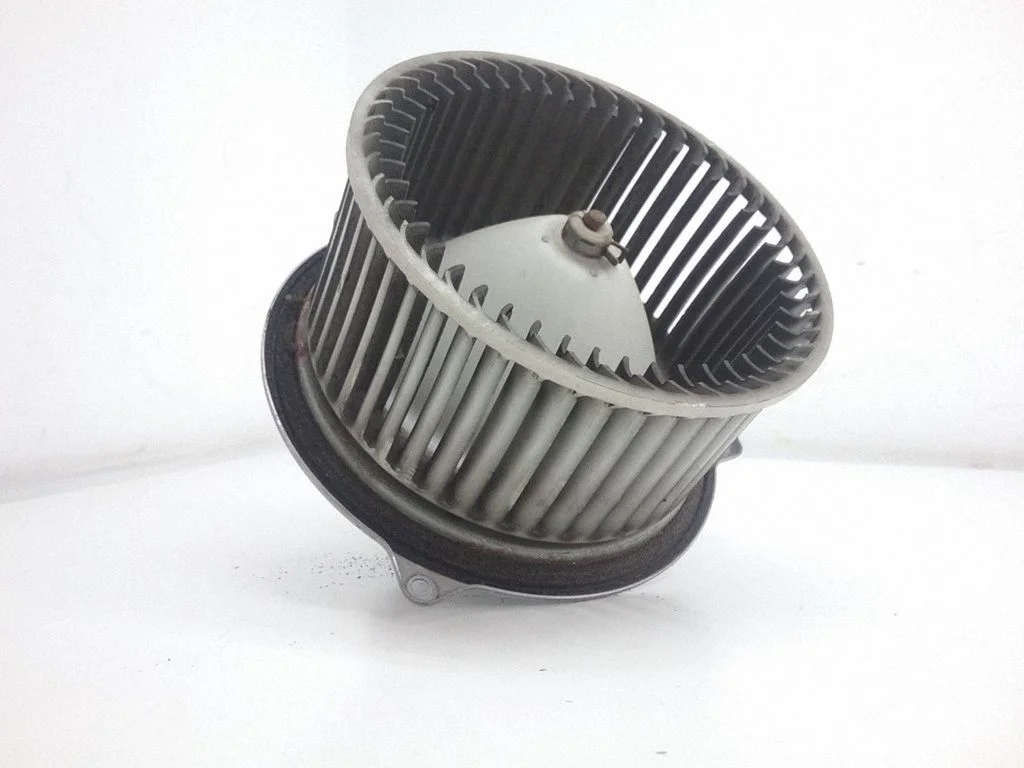 Salongipuhur HB111GE4T