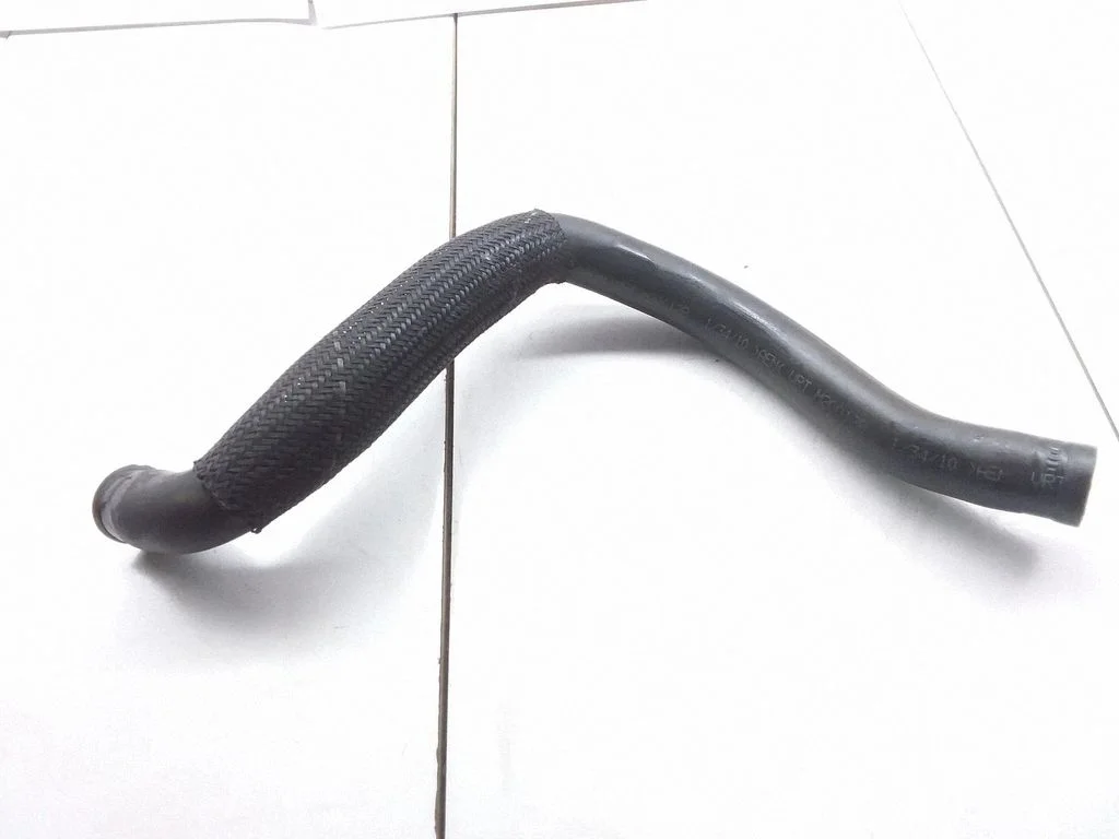 Engine coolant pipe/hose M20012B