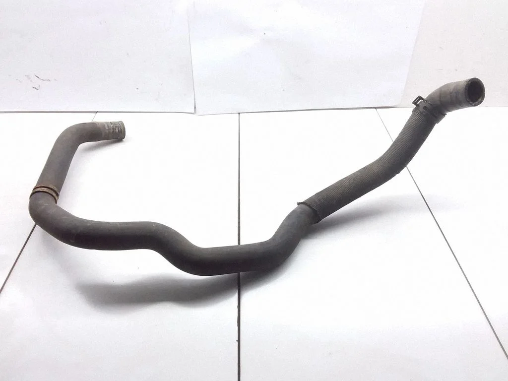 Engine coolant pipe/hose 13265614