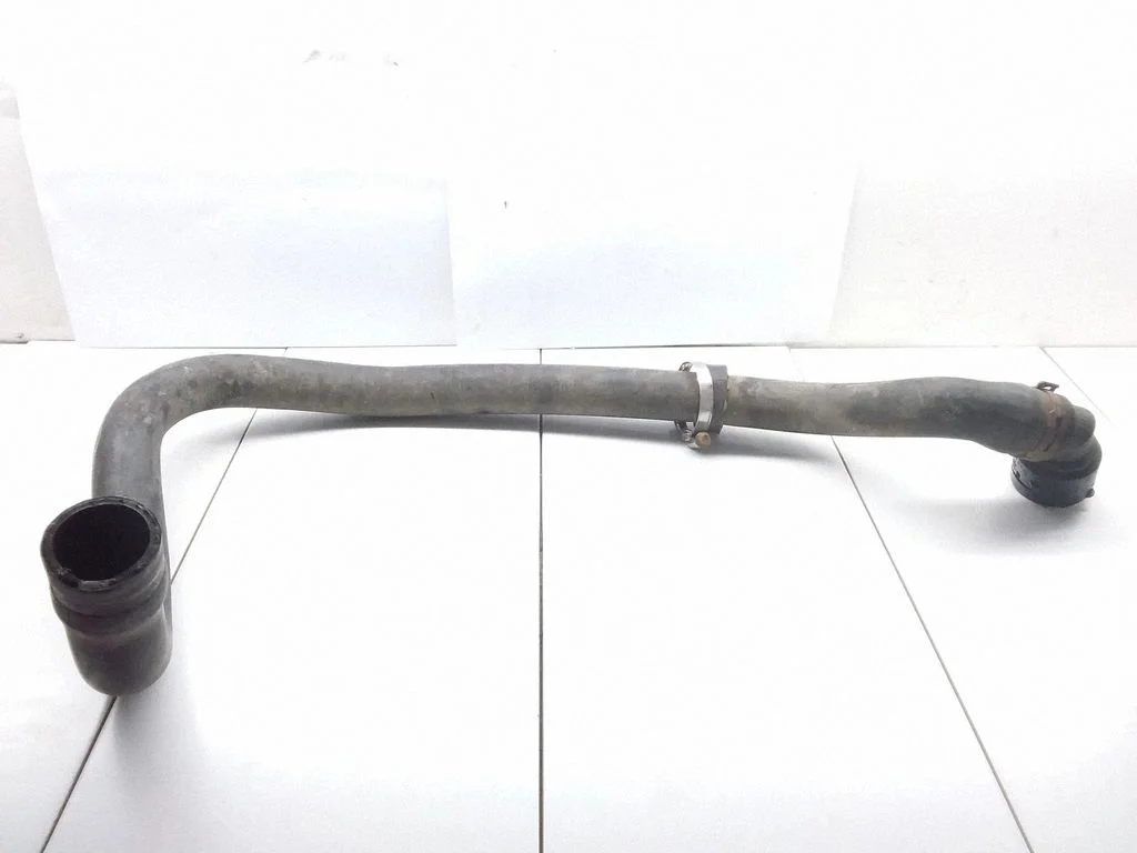 Engine coolant pipe/hose – Volkswagen Sharan (2001-2010)