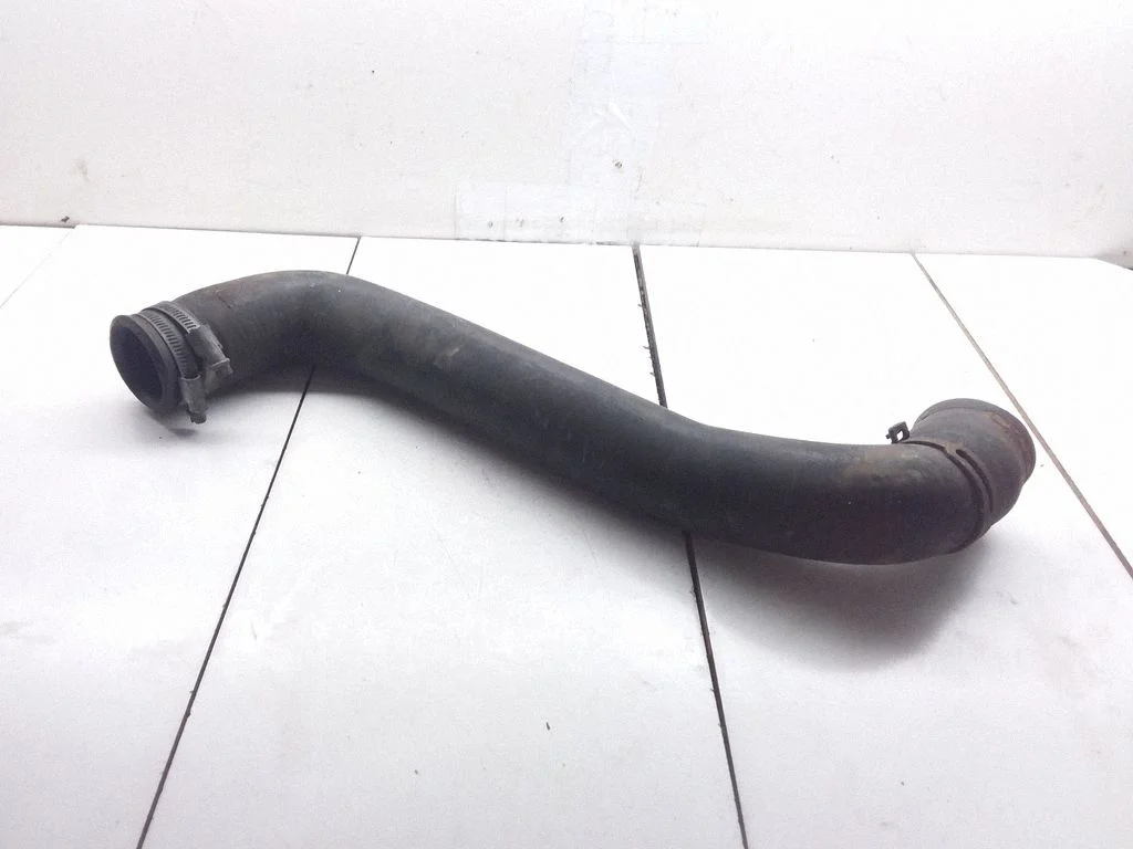 Engine coolant pipe/hose 38973X9732