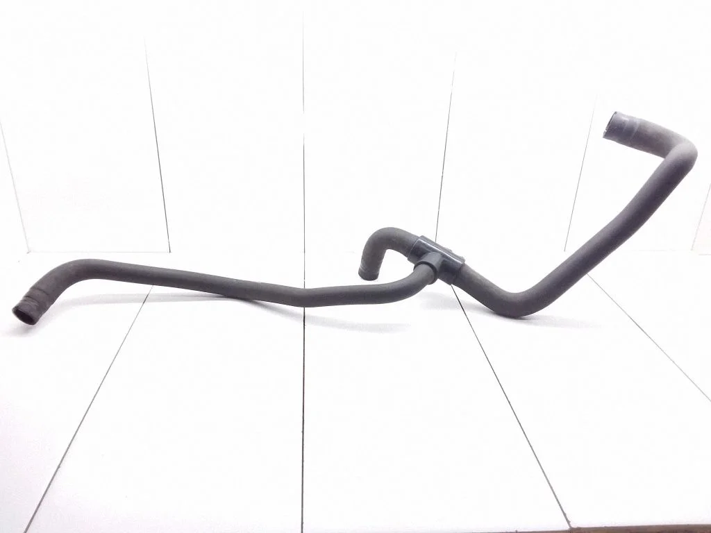 Engine coolant pipe/hose 0005771V006