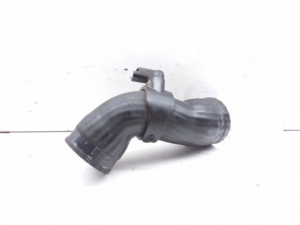 Engine coolant pipe/hose – Ford Fiesta (2006-2008)