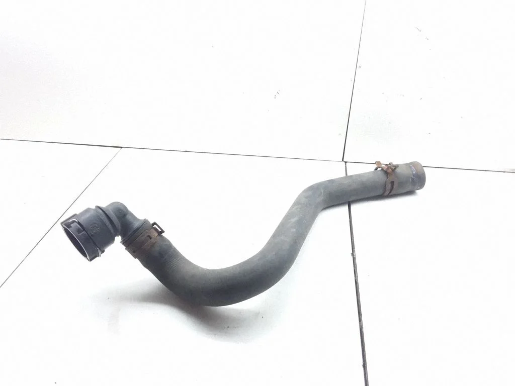Engine coolant pipe/hose 1C0121081
